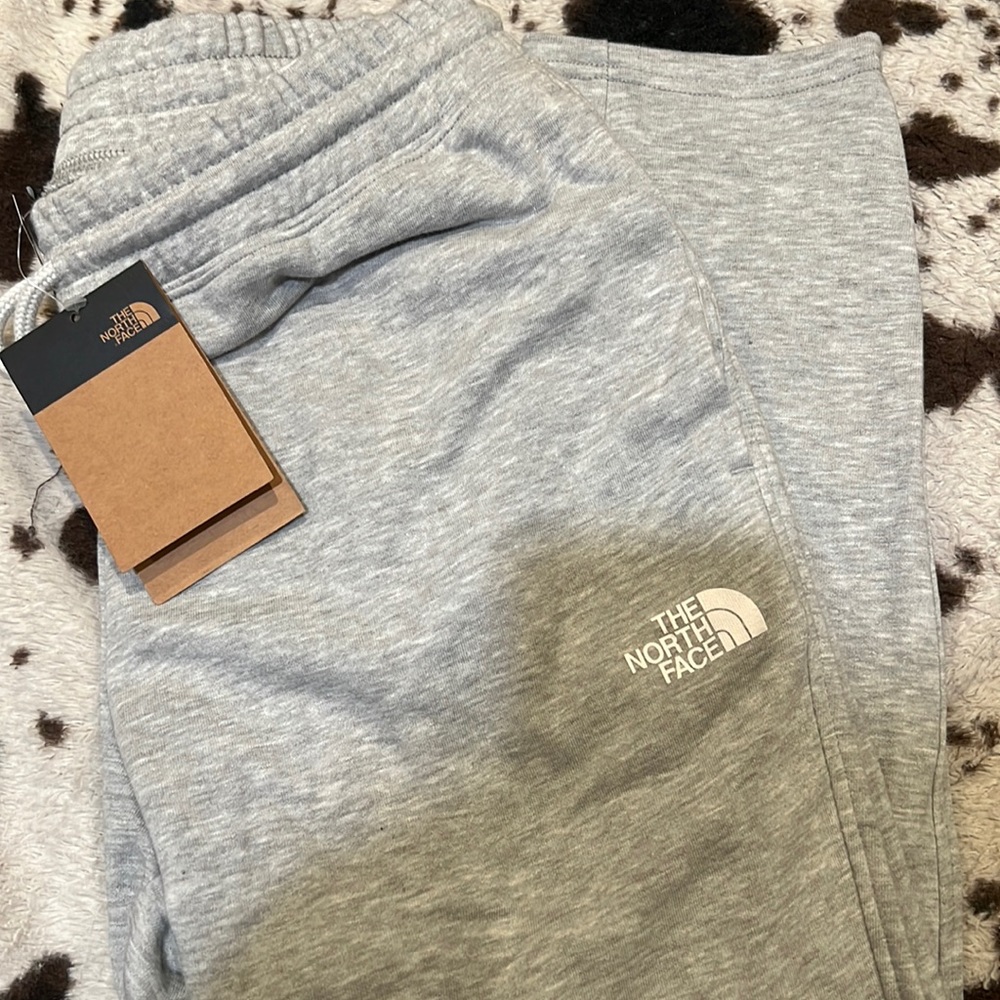 Brand New! Gray sweatpants. The North Face XL